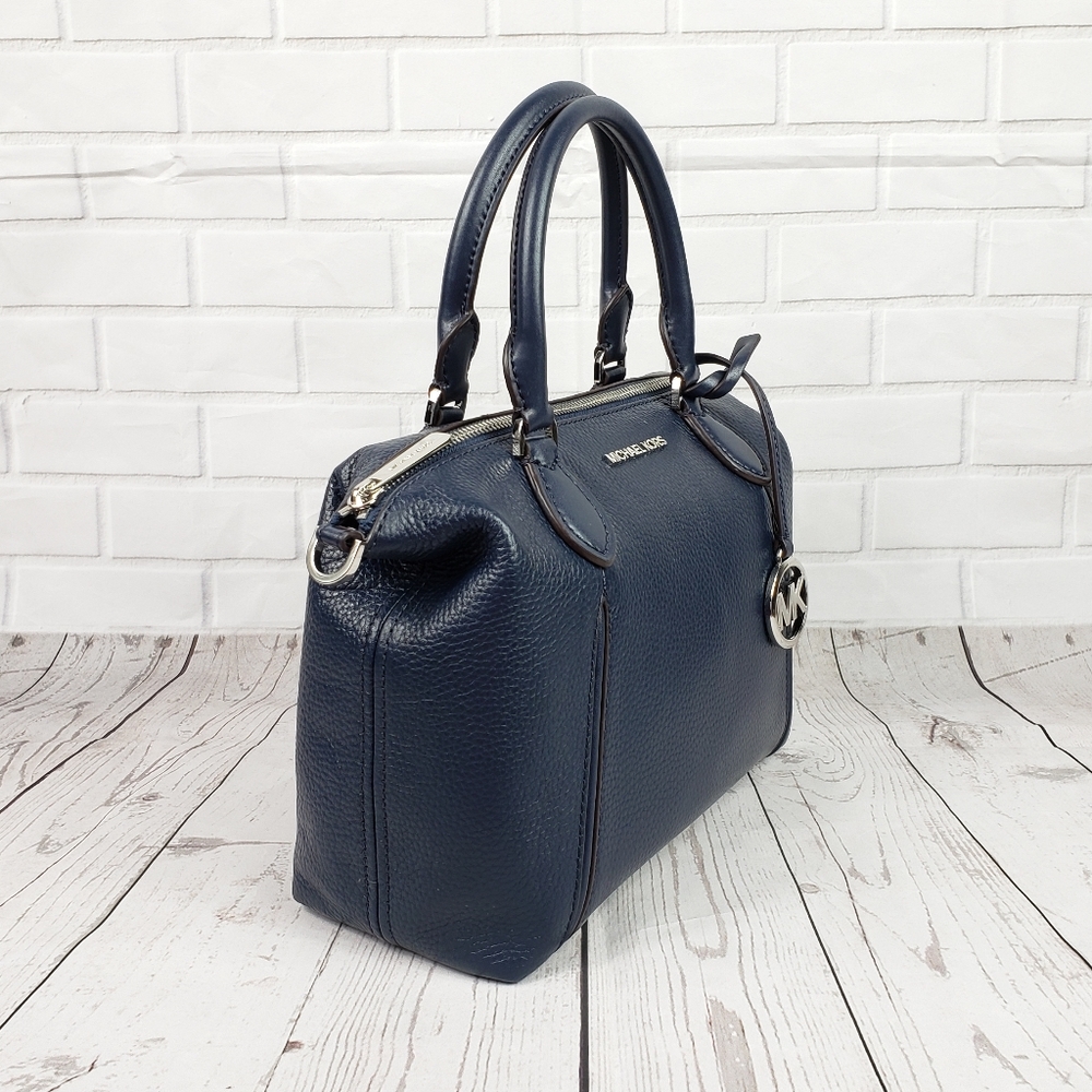 ⚠️LAST 1⚠️ Michael Kors Lenox MD Satchel Blue - Picture 2 of 5